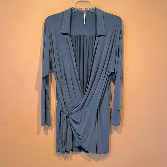 Free People Size M Long Sleeve Gray Wrap Dress - Picture 1 of 8